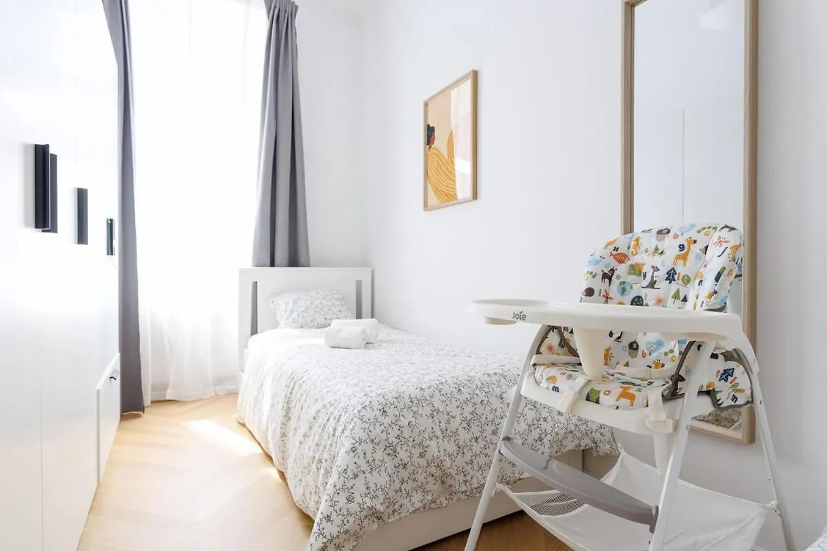 Central Stylish Apartment Near Opera Vienna Austria