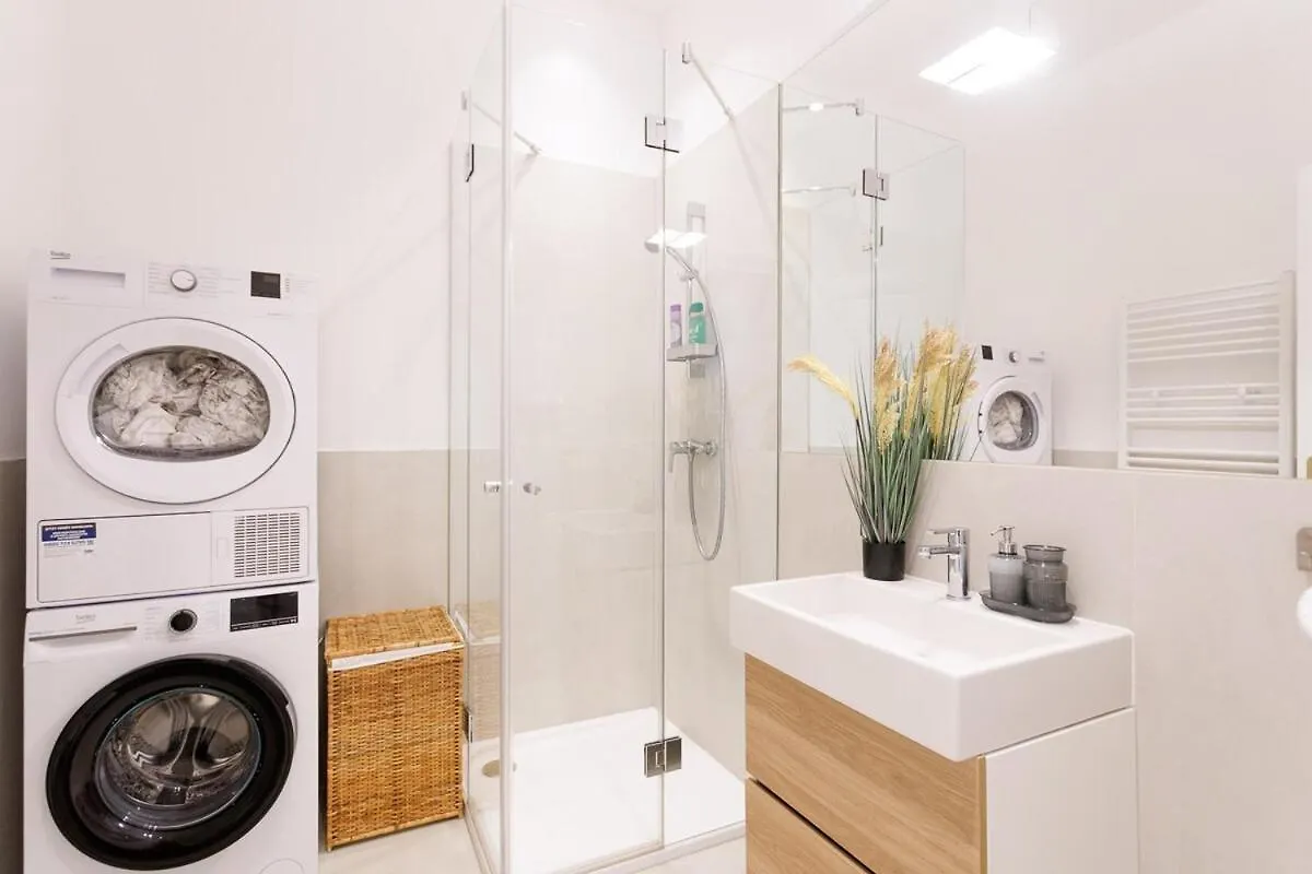Central Stylish Apartment Near Opera Vienna