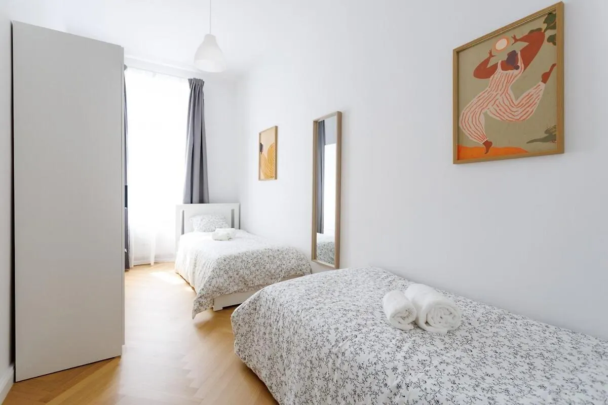 Central Stylish Apartment Near Opera Vienna