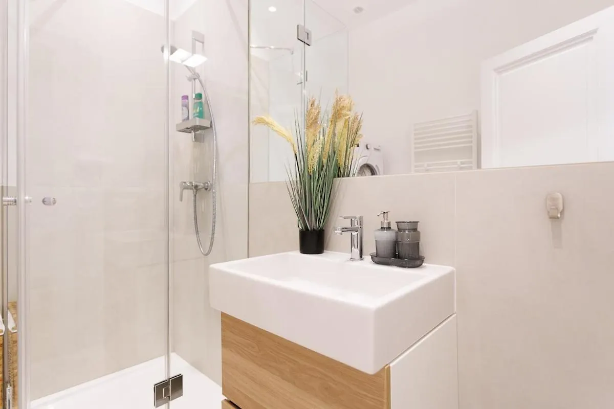Central Stylish Apartment Near Opera Vienna 0*,  Austria