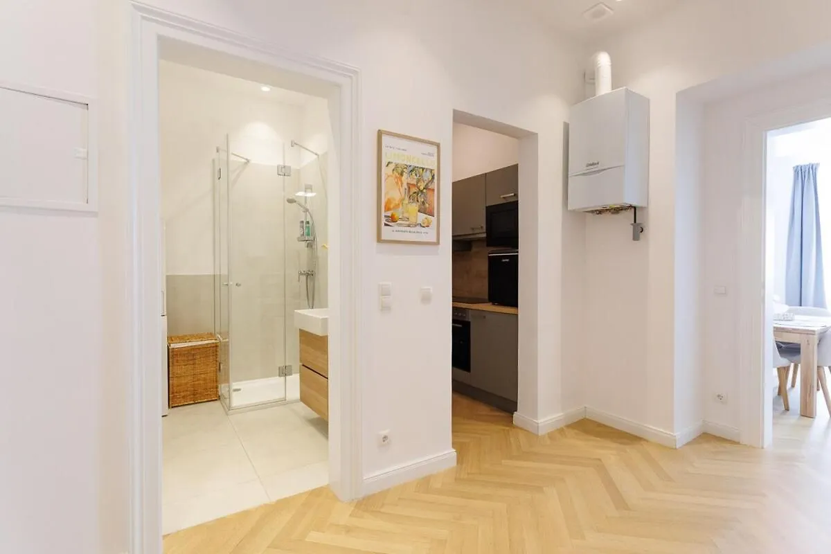 Central Stylish Apartment Near Opera Vienna