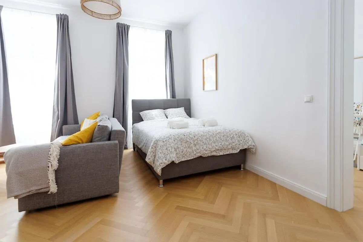 Central Stylish Apartment Near Opera Vienna
