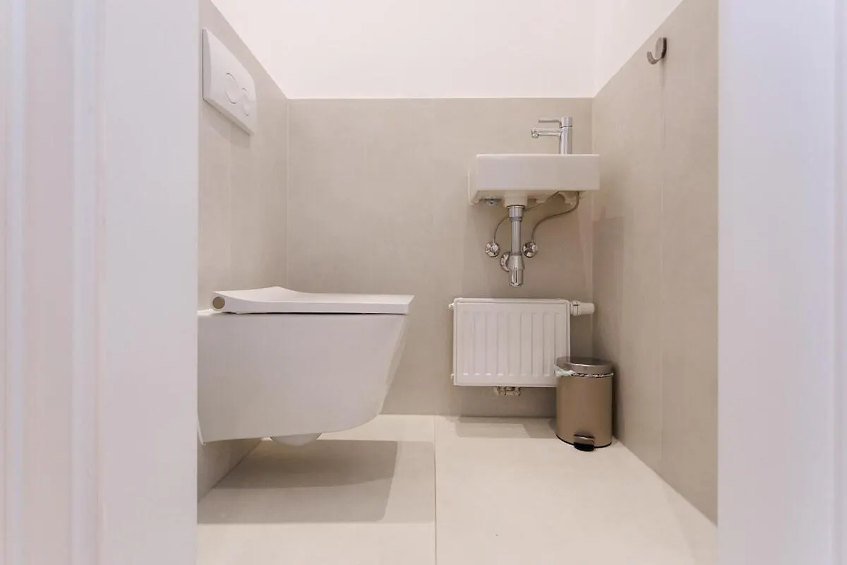 Central Stylish Apartment Near Opera Vienna