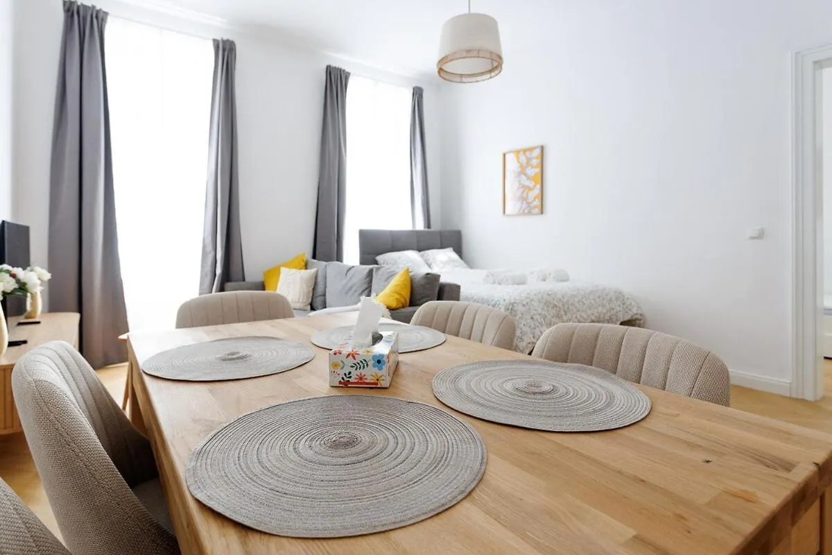 Central Stylish Apartment Near Opera Vienna