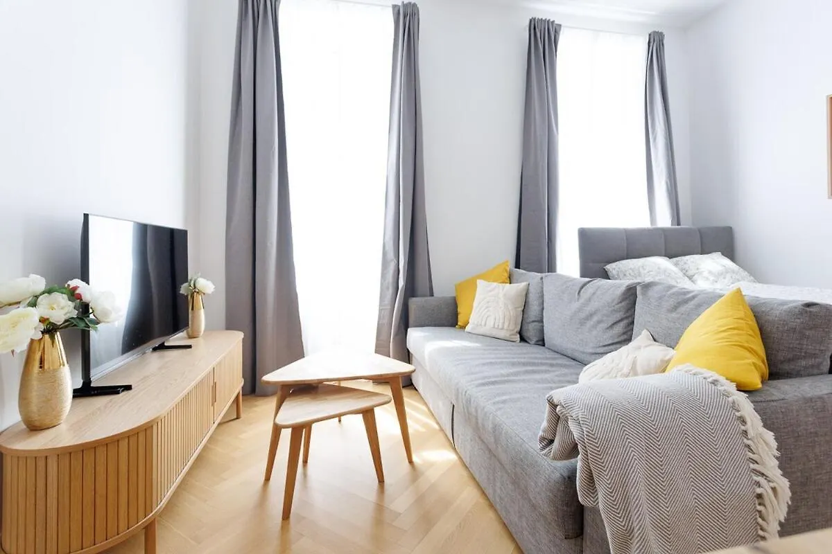 Central Stylish Apartment Near Opera Vienna Austria
